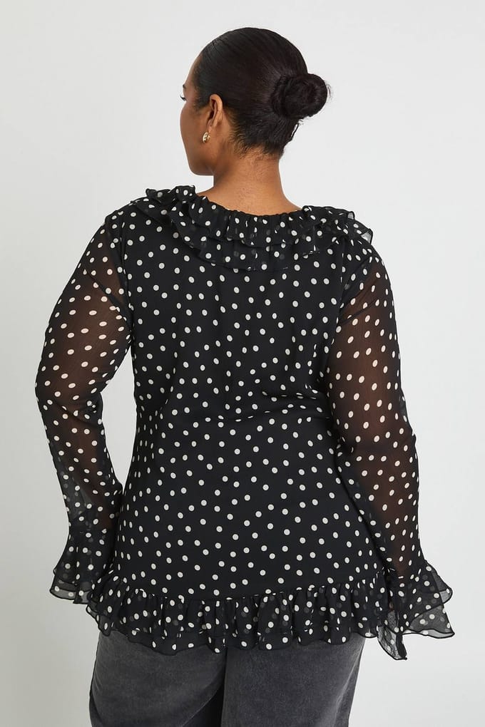 boohoo Dames Plus Chiffon Zebra Ruffle Top | Zwart | Maat: 46