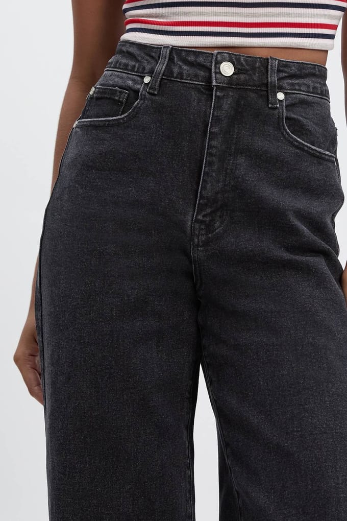 boohoo Dames De Lange Hoge Taille Losse Rechte Jeans | Washed Black | Maat: 8/34L