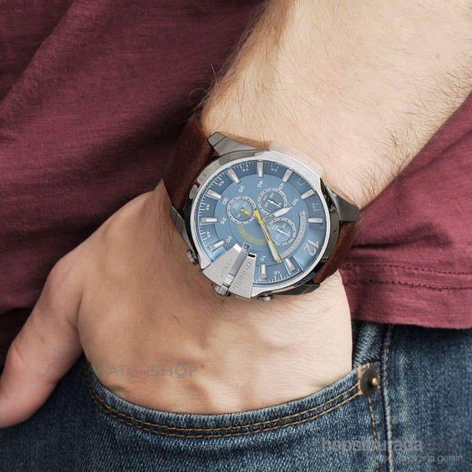 Diesel DZ4281 Mega Chief Chronograaf Herenhorloge 51mm bruin