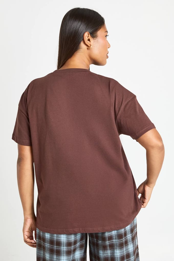 boohoo Dames Plus Oversized T-shirt met korte mouwen | Chocoladebruin | Maat: 44
