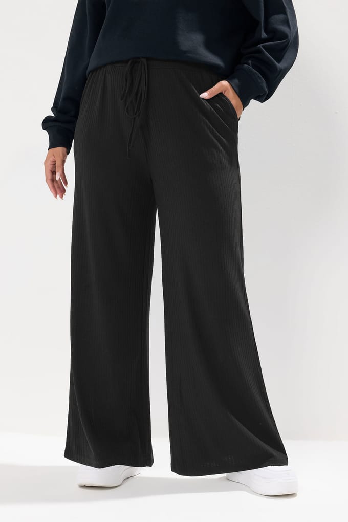 Yours Zwarte Geribbelde Wijde Broek Size 42