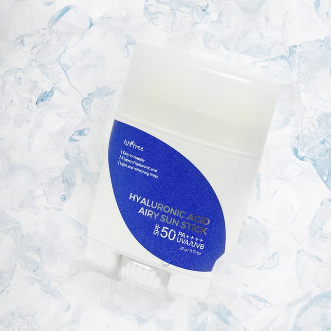 [ISNTREE] Stick Solaire Aérien Acide Hyaluronique SPF 50+ PA++++ 22g white