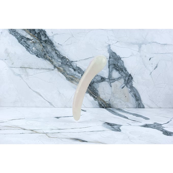 Rose Quartz Dildo Isabella - Tenderness and Intimacy for Yoni Massage