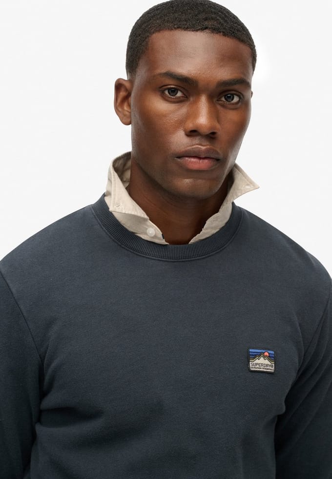 Superdry - Great Outdoors geborduurd sweatshirt - Heren - Truien