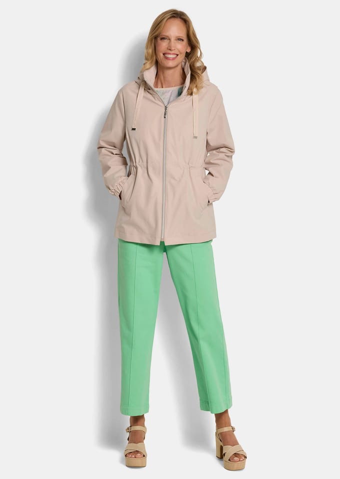 Windbreaker met een afneembare capuchon - beige - Gr. 44 van Goldner Fashion