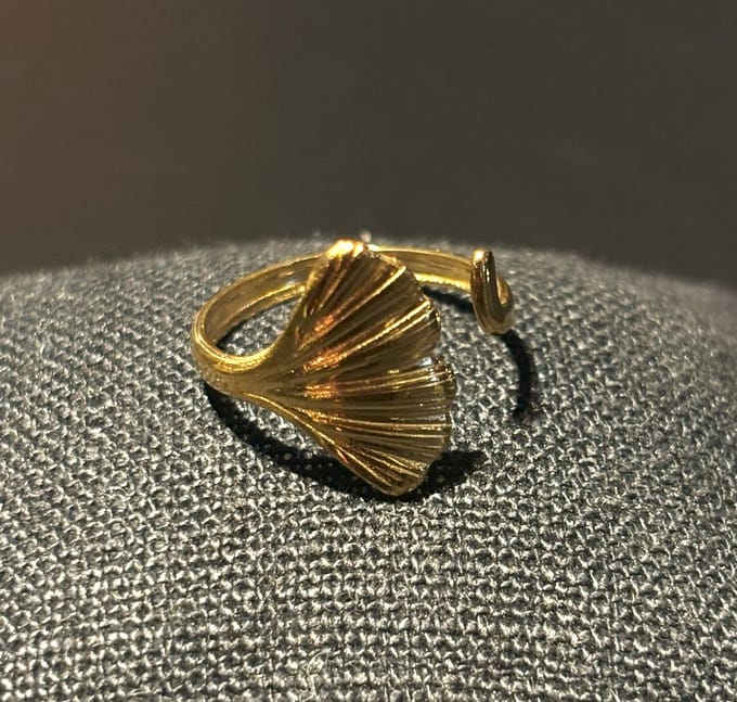 Goudkleurige No-Fade Waterproof Zee Schelp Ring - 316L RVS