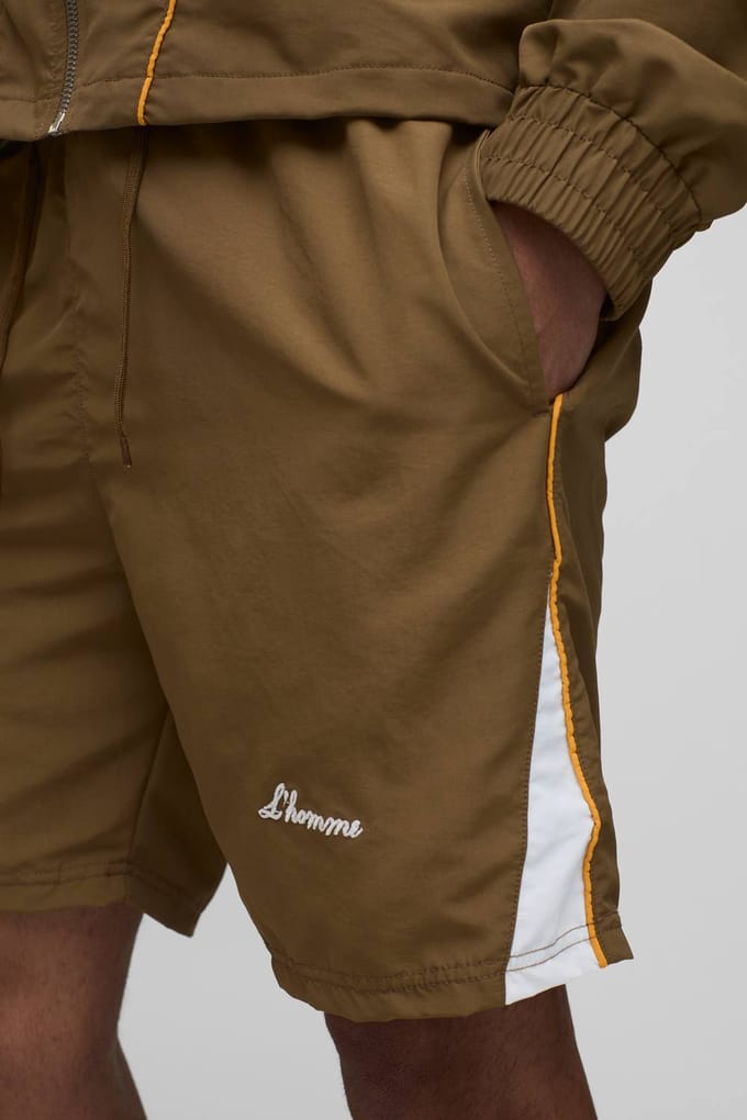 Elasticated Relaxed Fit Crinkle Colourblock Short | Brown | Size XS