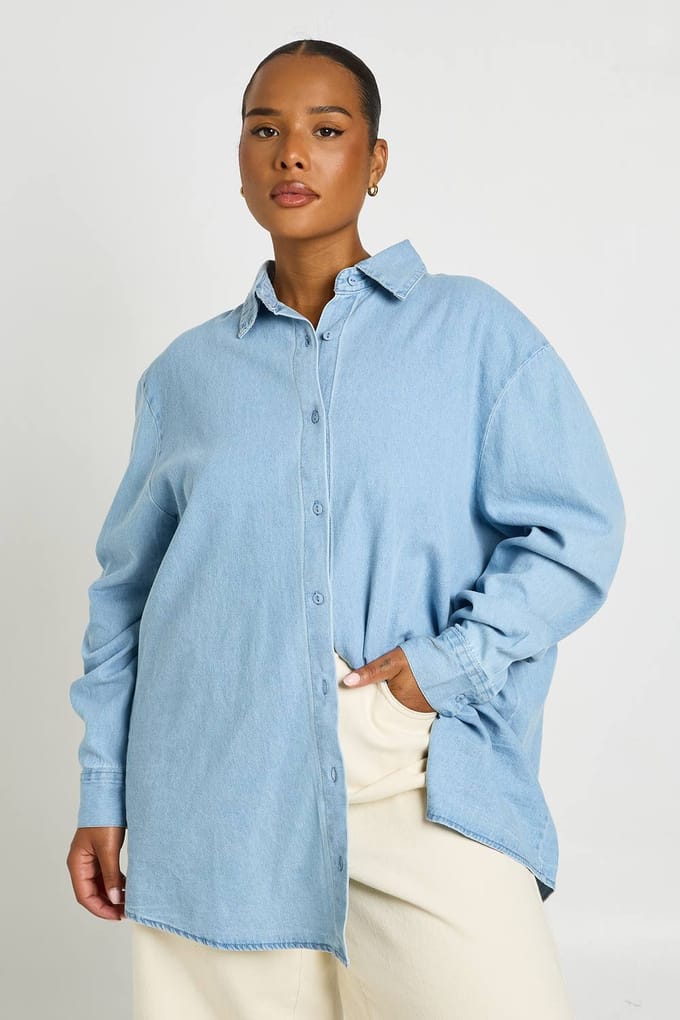 boohoo Dames Plus Chambray Oversized Shirt | Licht Gebleekt | Maat: 44