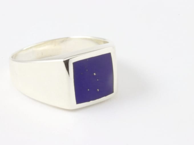 Zilveren zegelring met lapis lazuli - maat 23