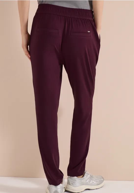 Mid Waist Slim Legs broek in casual fit
