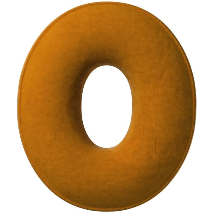 Kussen letter o Yellow Tipi Posh Velvet