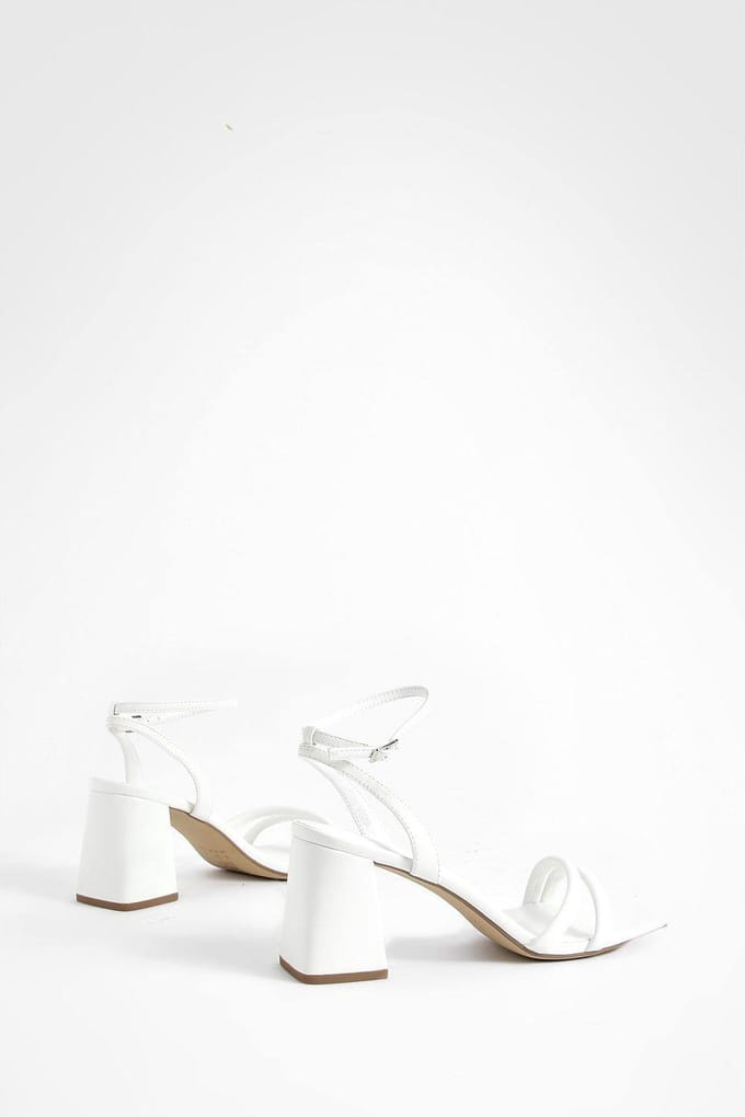 boohoo Dames Opgevoerde riem 2-delige mid blockhakken | Wit | Maat: 40