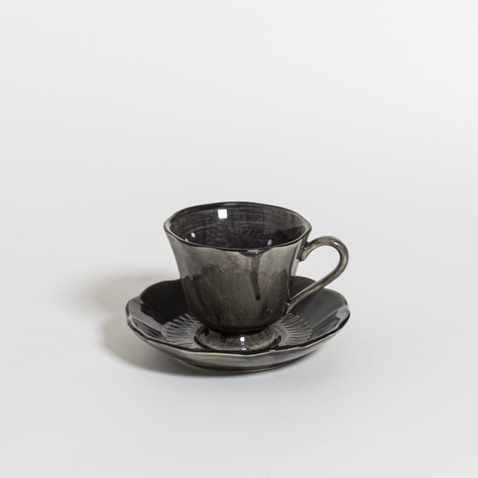The Table attic - kop en schotel - Ø 9 - 130 ml - handgemaakt - zwart