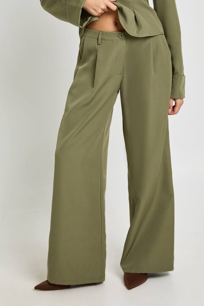 boohoo Dames Wijde Broek met Zakdetails | Dark Olive | Maat: 6