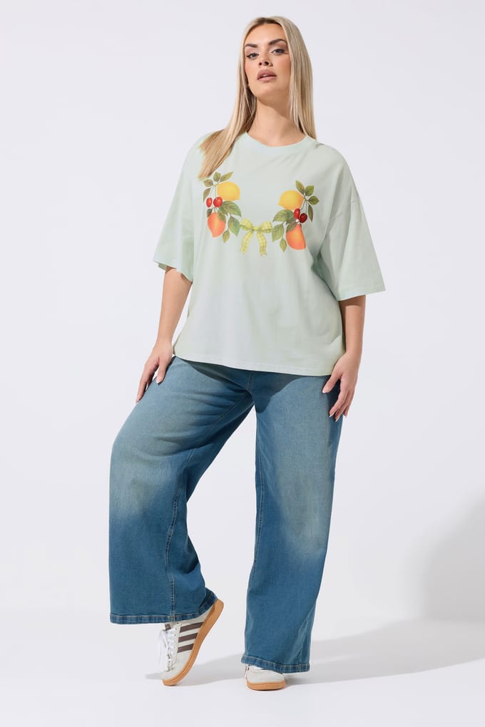 Limited Collection Mintgroene Fruitprint Tshirt Size 48