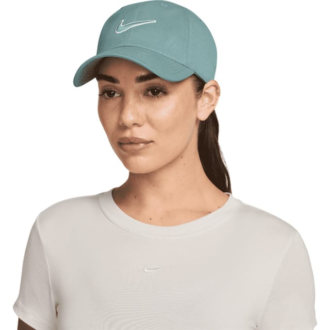 Nike Club Unstructured Pet Zwart K017
