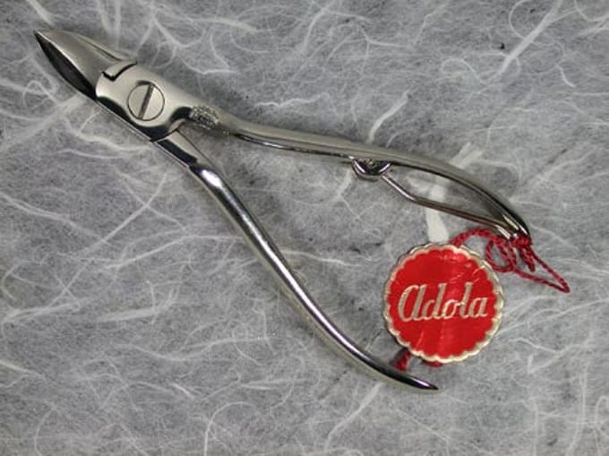 Adola - Nageltang 10.5 cm