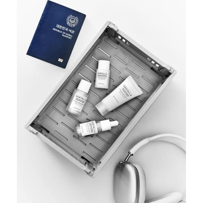 Skin1004 Madagascar Centella Kit de Voyage Éclaircissant 4 Types Tone Brightening Travel Kit (4 types) white