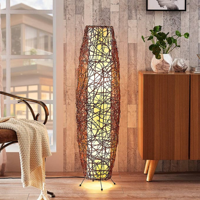 Lindby - vloerlamp - 2lichts - Rotan, stof, metaal - H: 111 cm - E14 - bruin, wit