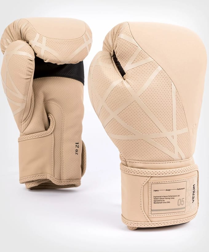 Venum Tecmo 2.0 Bokshandschoenen - Zand - 16OZ
