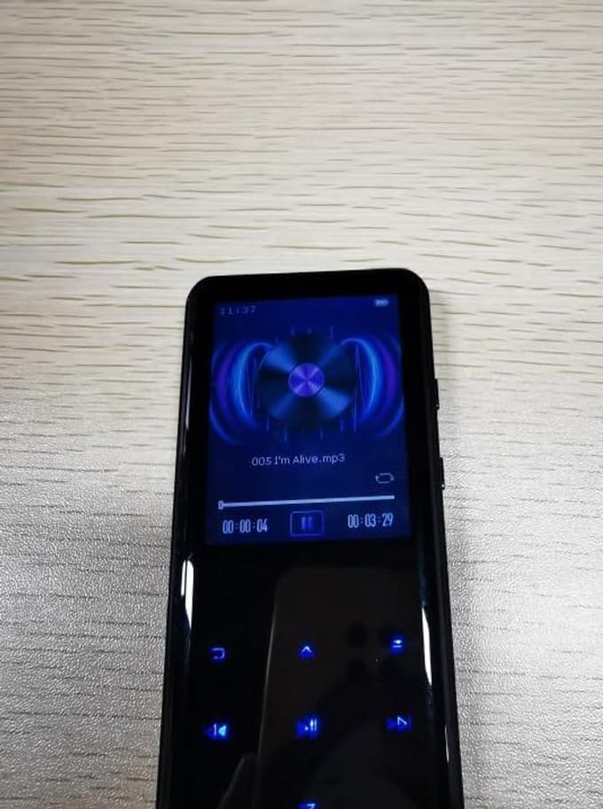 MP3 Speler met Bluetooth 5.3, 64GB Geheugen, Groot Kleurenscherm en Ingebouwde Speaker