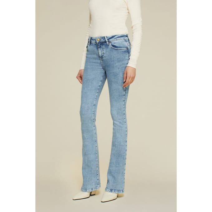 Lois Raval Snow Wash Größe: W29L32 | Ausgestellte Hosen Outlet | Damen | Weiß