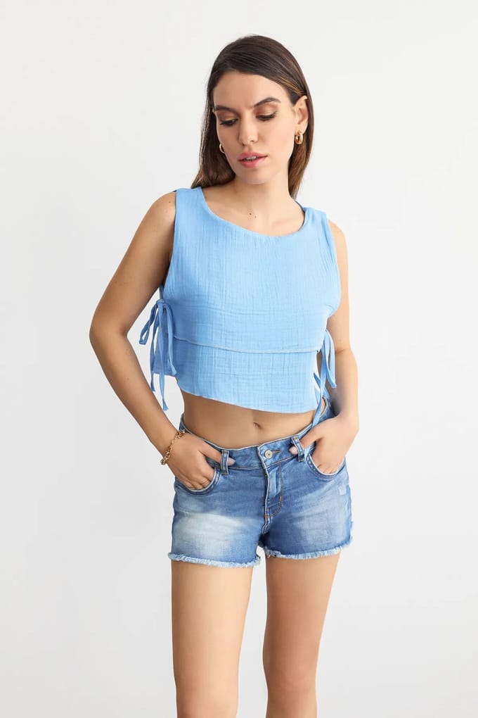 Ronde Hals Muslin Crop Top met een Zijsstrik