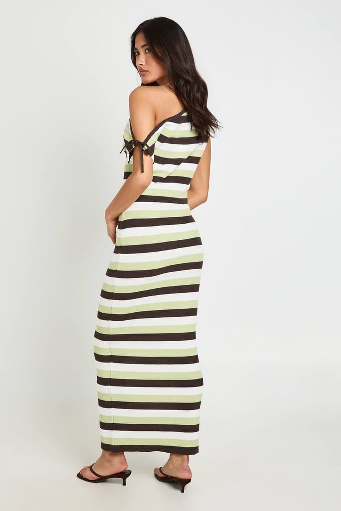 boohoo Dames Gebreid Asymmetrisch Schoudertop En Maxi Rok Co-ord | Neutral | Maat: Medium
