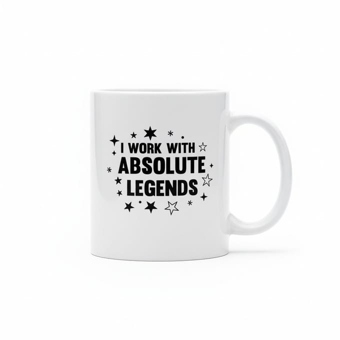 I Work with Absolute Legends Koffiemok 330 ml – Grappige Kantoor Tekst Cadeau Mok