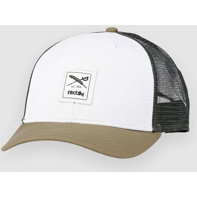 Iriedaily Daily Flag Mesh Cap bruin