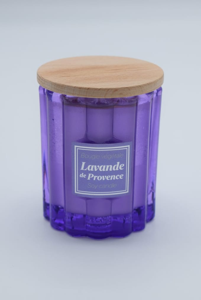 Plantaardige geurkaars lavendel 190 gram Esprit Provence - kaars met retro design