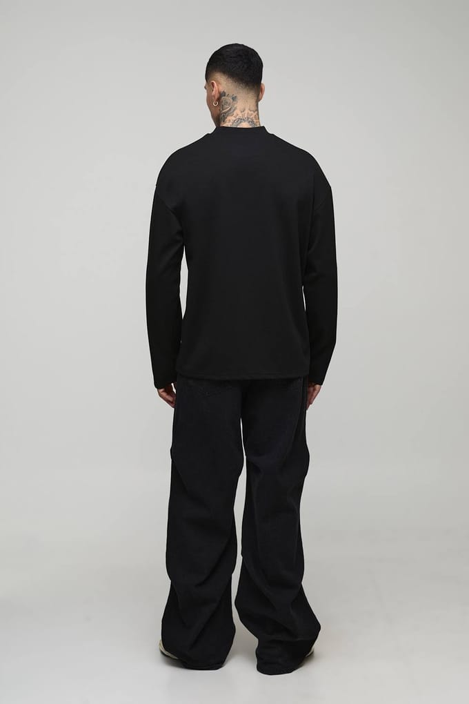 Lang, oversized, superzwaar premium T-shirt met lange mouwen | Black | Size Medium