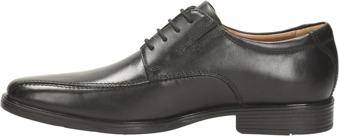 Nette schoenen Clarks Tilden Walk