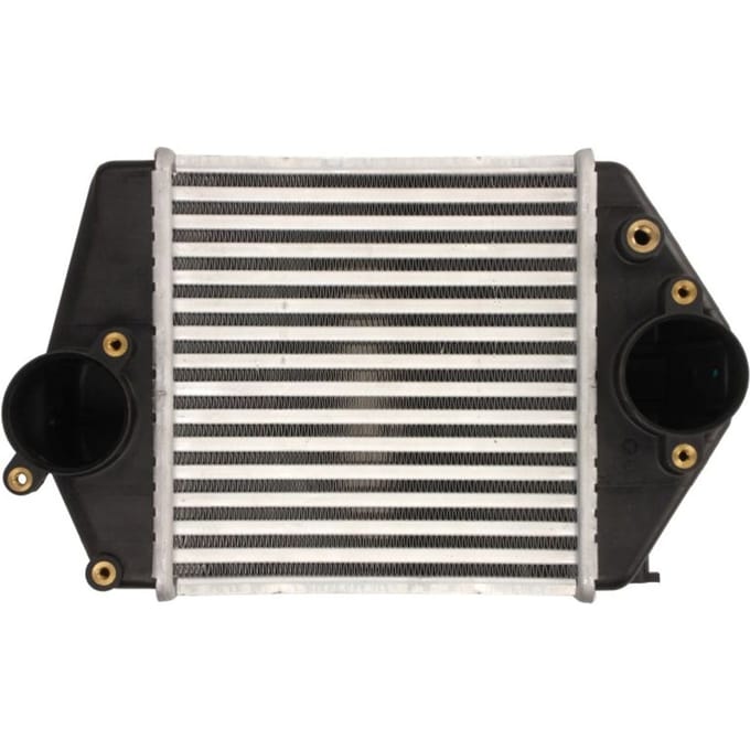 Intercooler NISSENS 96570