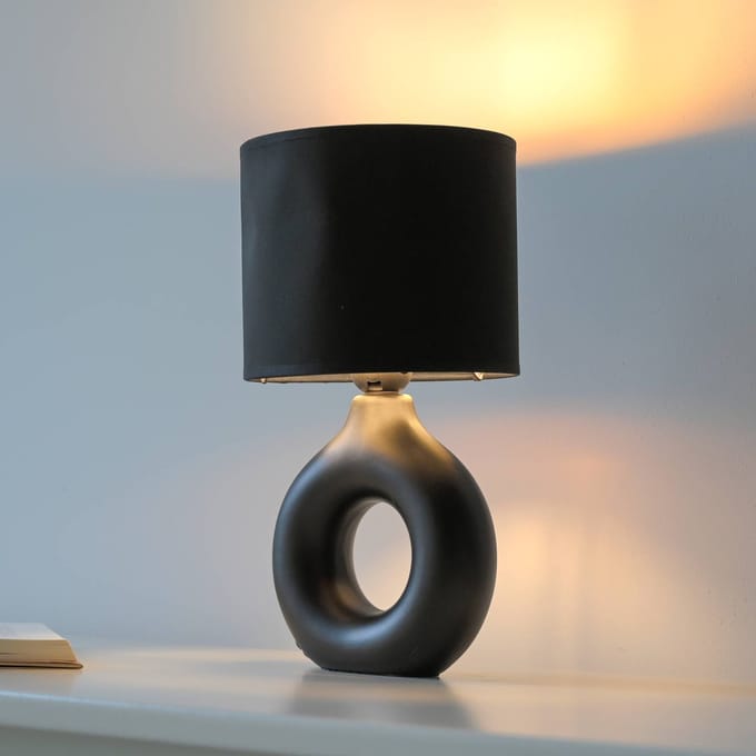JUST LIGHT. GmbH JUST LIGHT. Carara tafellamp, keramische voet, zwart