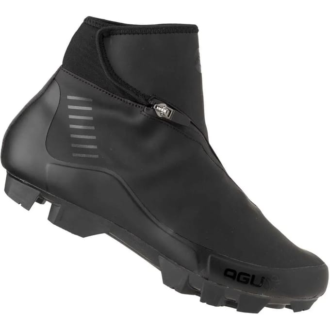 Schoenen Agu