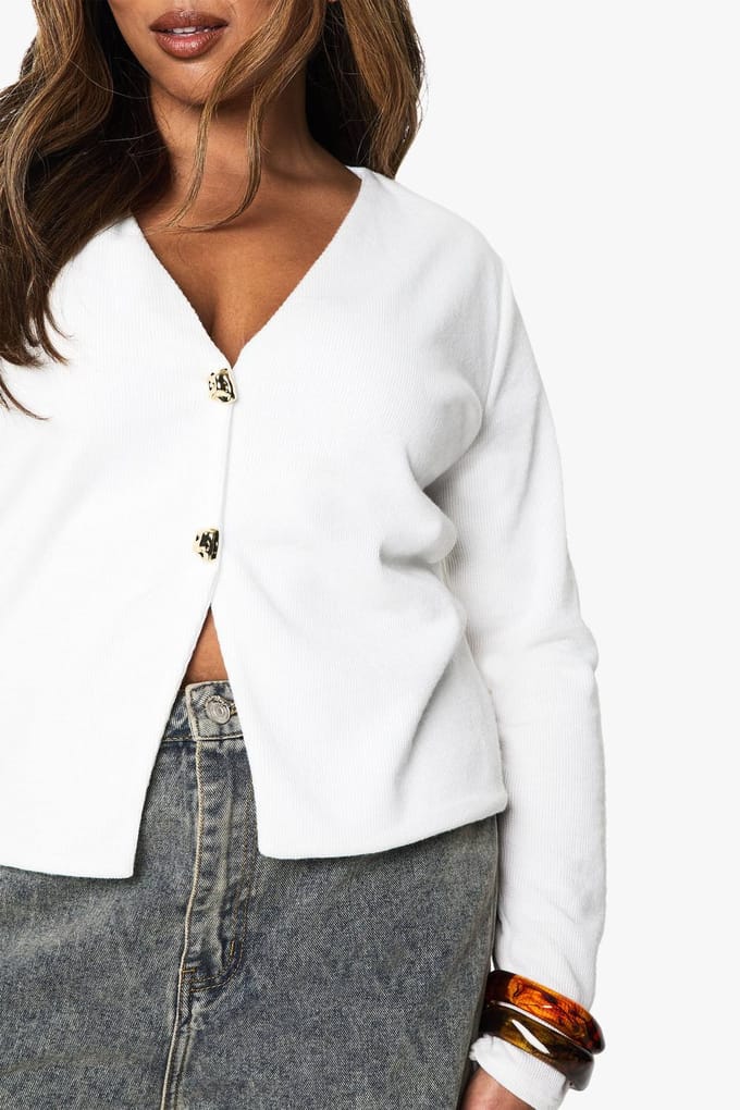 boohoo Dames PLUS GEBREIDE CARDIGAN MET GOUDEN KNOPEN | Ecru | Maat: 50