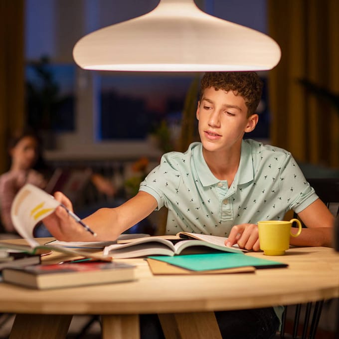 Philips LED spot LED klassiek 60W G93 E27 WW CL ND 1PF E27