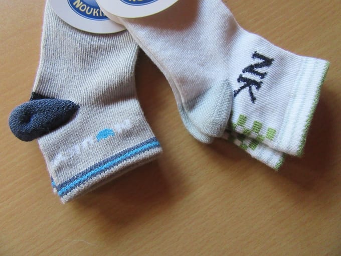 Noukie's - 2 pack - Sokka Jongens - Grijst en wit met groen - 2jaar maat 23