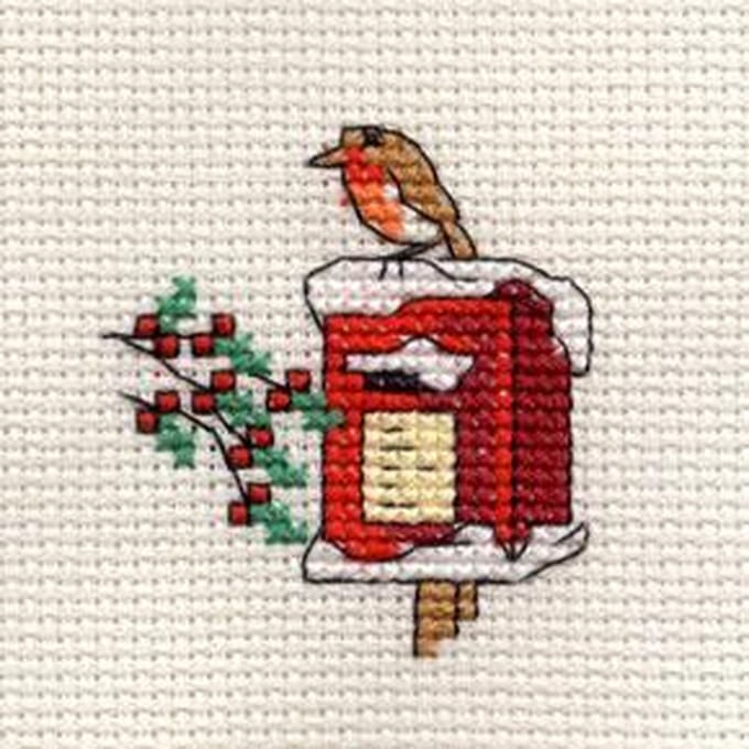 Mini Borduurpakketje Roodborstje Op De Brievenbus - Mouseloft