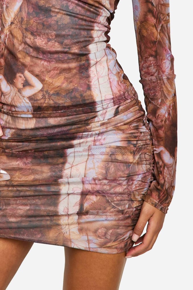 boohoo Dames Tall Renaissance Print Ruched Mini Skirt | Chocoladebruin | Maat: 38