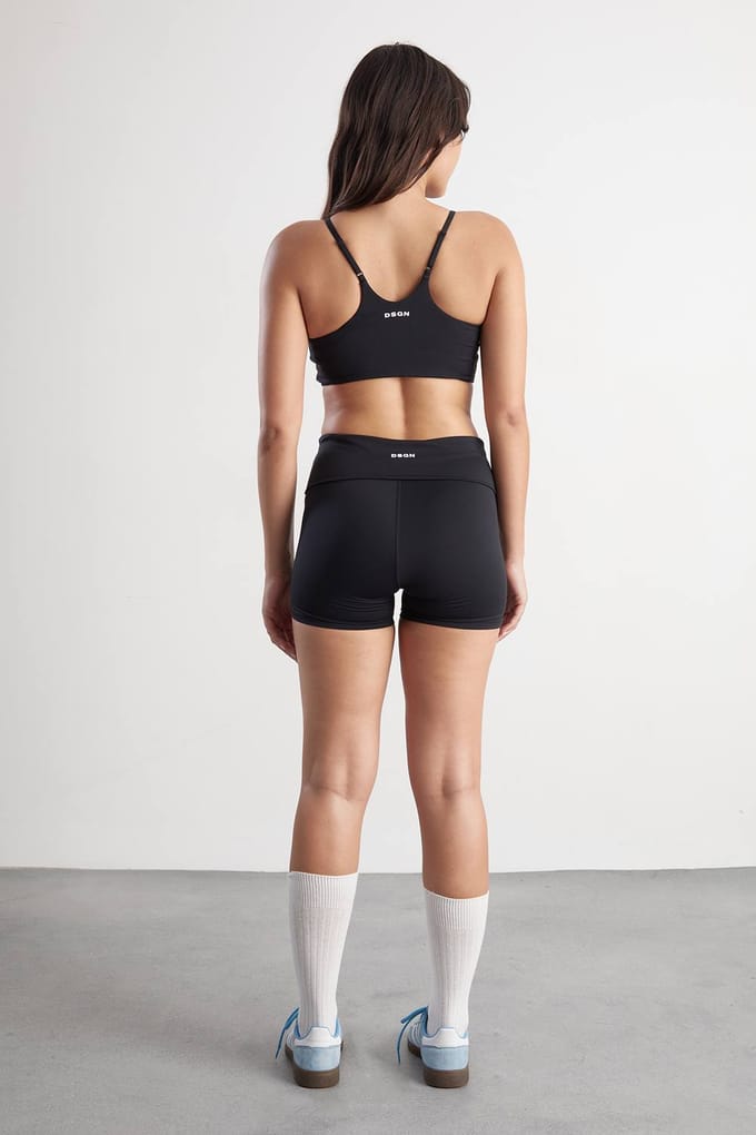 Dames Dsgn Studio Sculpt Mini Short Met Zijstreep En Omslag | Black | Maat: Medium