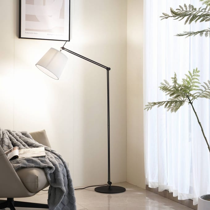 Lucande vloerlamp Caelia, zwart, textiel, verstelbaar
