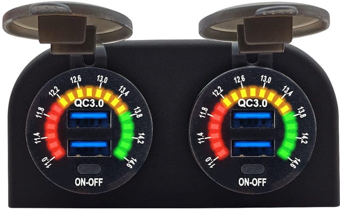 ProRide 12V USB Stopcontact 4 Poorten met Schakelaar/Voltmeter - Tweevoudig Opbouw - QC3.0 - USB Autolader, Boot en Camper