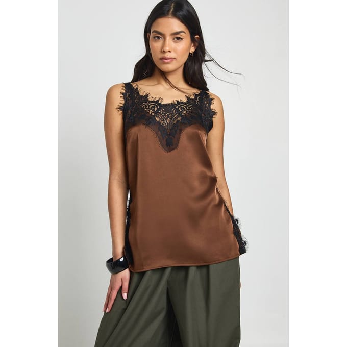 boohoo Dames Kanten Zijsplit Satijnen Cami Top | Chocoladebruin | Maat: 34