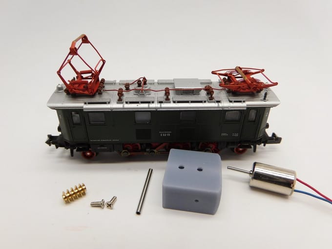 micromotor NF053G motor ombouwset voor Fleischmann E 32, SJ Järnväg Museumsbahn Du 2