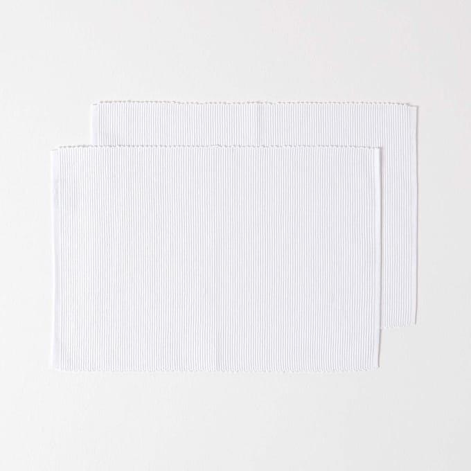 Homescapes witte placematset van 2 – 100% katoen, 33x50 cm