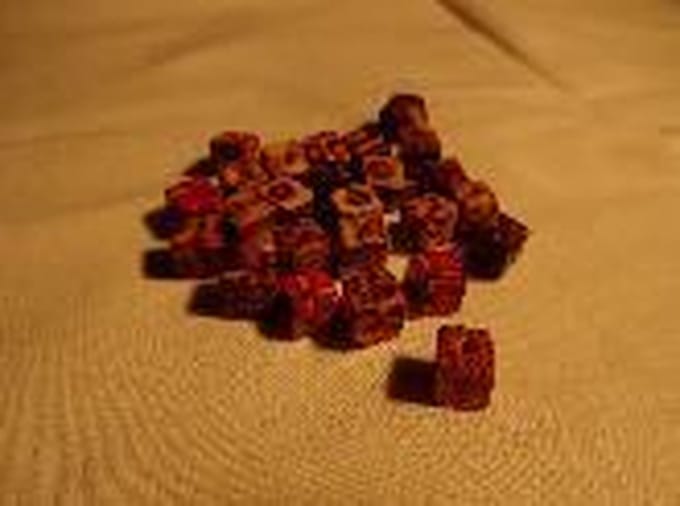 Aziatische Houten kralen, Blok [ vierkant ] 8mm, gat 1 mm, 75 stuks