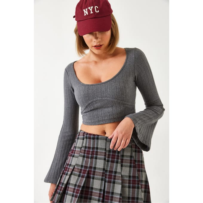 Genaaid Gedetailleerd Crop Top