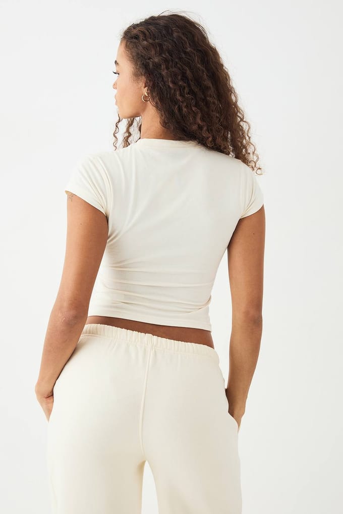 Dames DSGN Studio Korte Mouw Fitted Top | Cream | Maat: 3XL